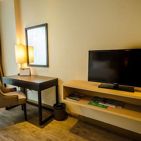 Rimkhobfa Urban Resort Bangkok Kültér fotó